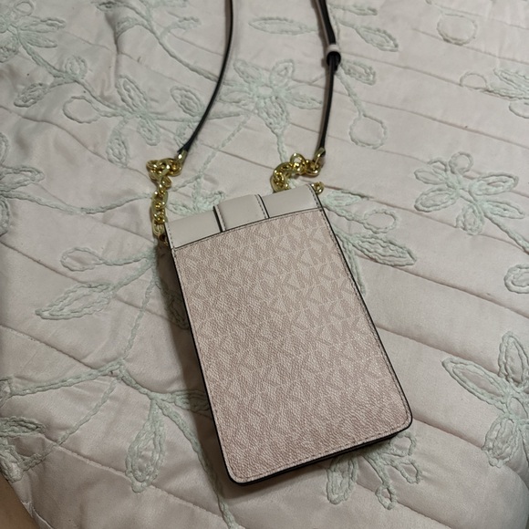Michael Kors Pink and White Crossbody Bag - Picture 2 of 5